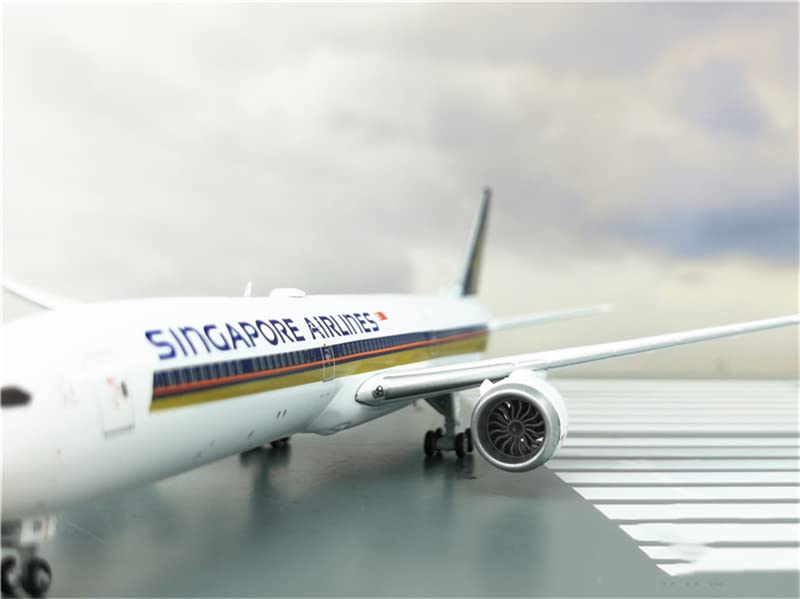 Amazon | JC Wings 1:400 完成品 Singapore Airlines for Boeing B787